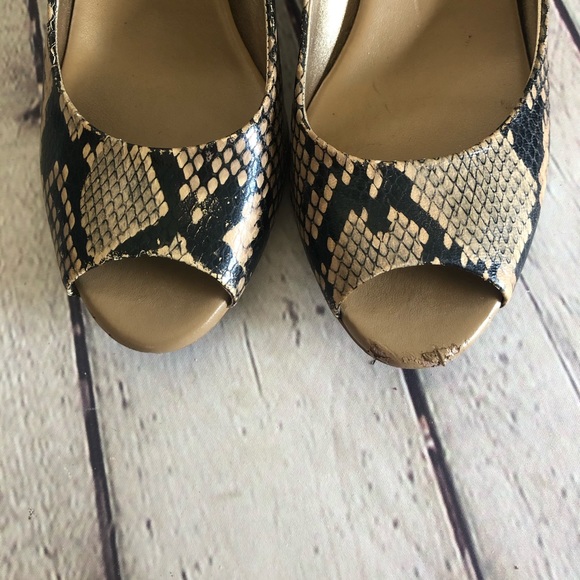 BANANA REPUBLIC Sling Back Peep Toe Heels Size 7.5 - Picture 3 of 6